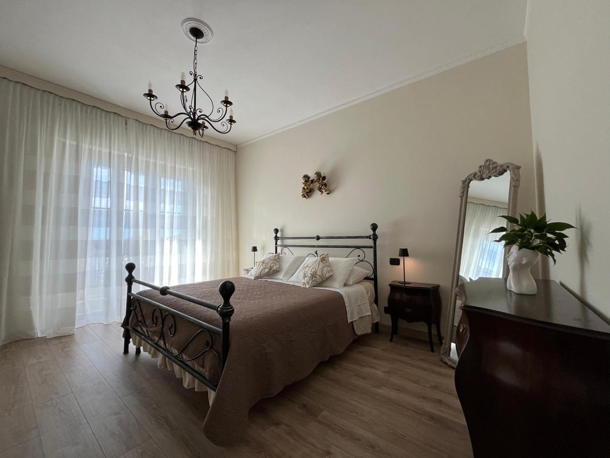 Vittore 11 Square Verbania Exterior photo